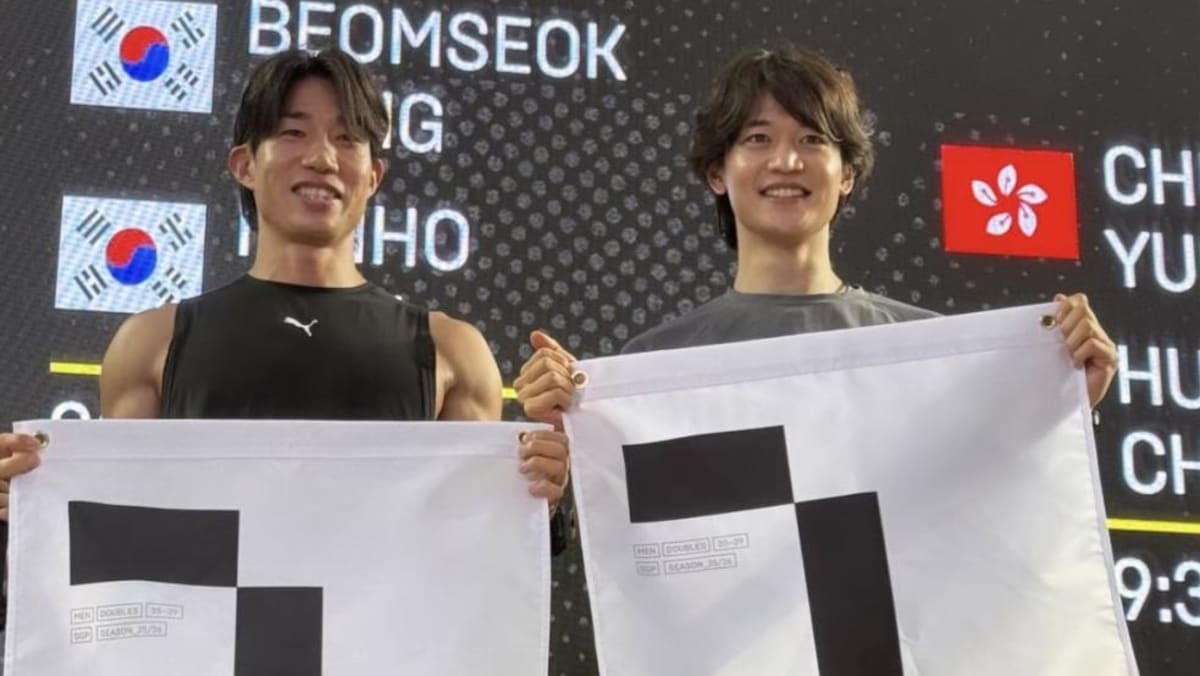 Shinee’s Minho and Physical: 100’s Hong Beom-seok win their division at Hyrox Singapore 2026