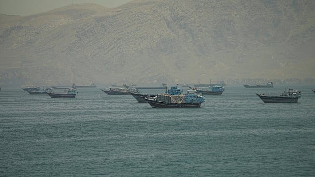 美国军方否认恢复霍尔木兹海峡护航行动