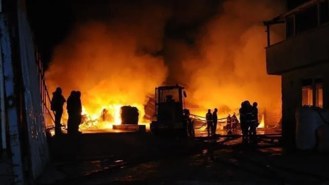 亚美尼亚军营发生火患 至少15人死亡