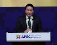 South Korean court orders SK chairman Chey to pay US$644 million to ex-wife in divorce ruling
