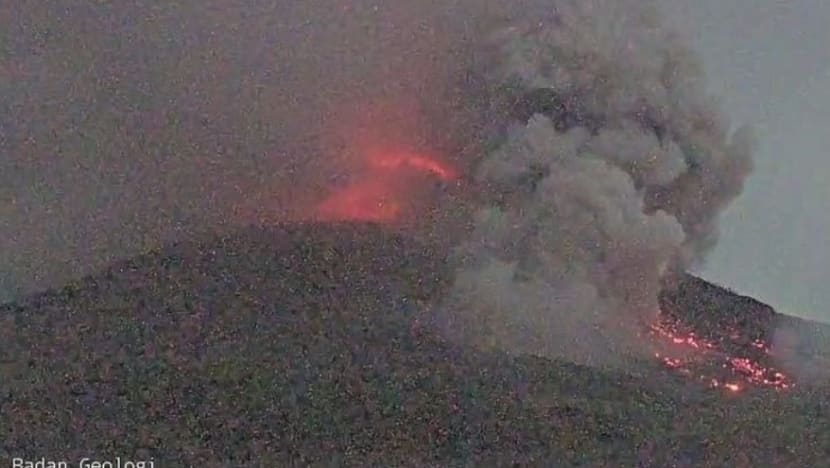 Indonesia perhebat siap siaga hadapi letusan 3 gunung berapi