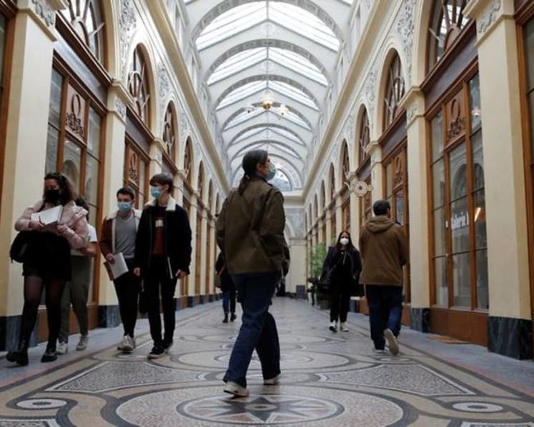 France to announce new COVID-19 restrictions in Paris region
