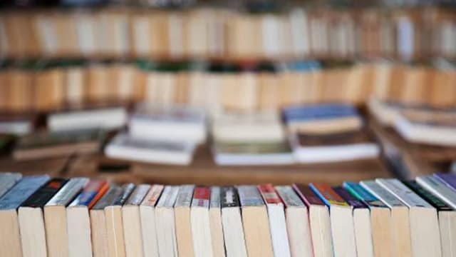 全球二手书销量突然暴增 背后推手或是AI