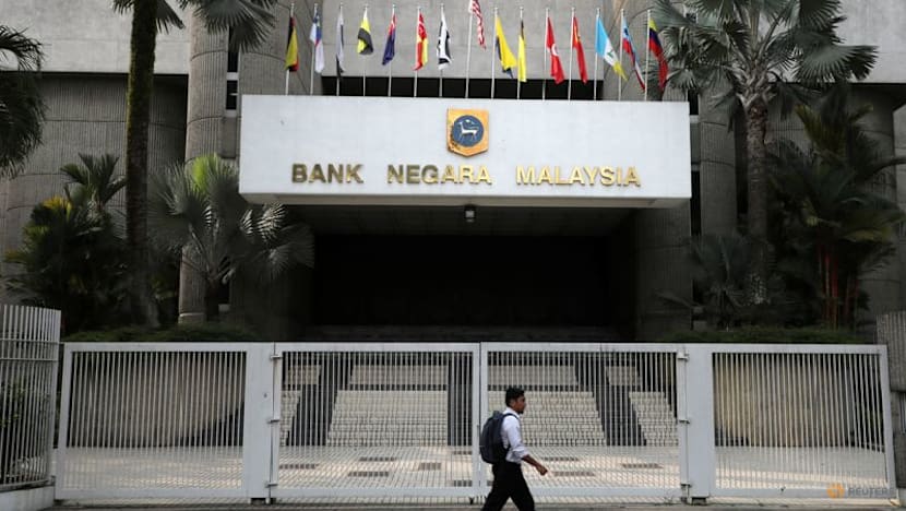 Malaysia holds key rate steady, flags risks from Middle East crisis 