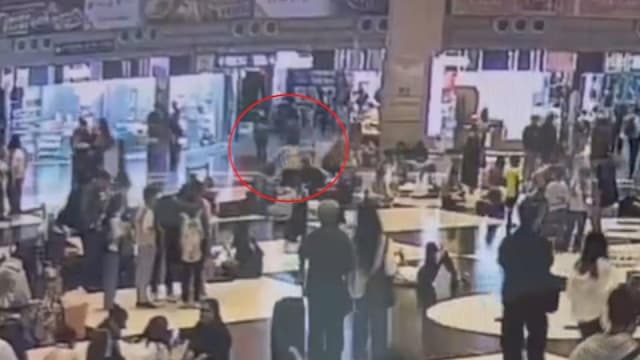 台湾男子无故攻击三岁女童 踢倒后多次踩踏背部