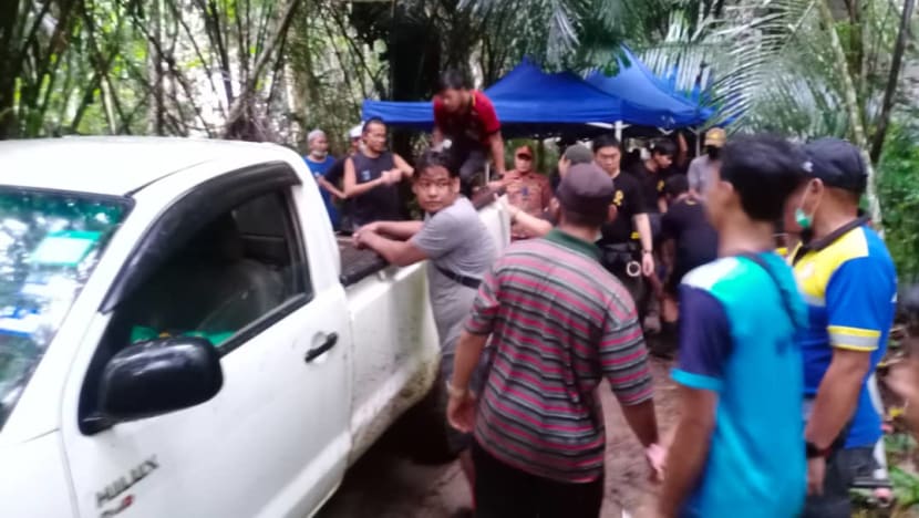 About 30 people rescued after flash floods trap film crew in Malaysia cave About 30 people rescued after flash floods trap film crew in Malaysia cave
