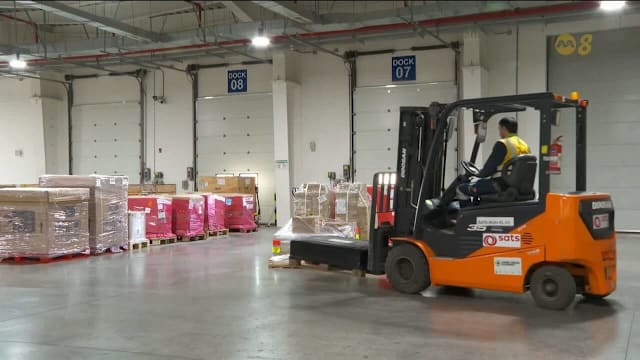 中东局势紧张科威特机场仍关闭 新翔集团沙特团队保障物资运输