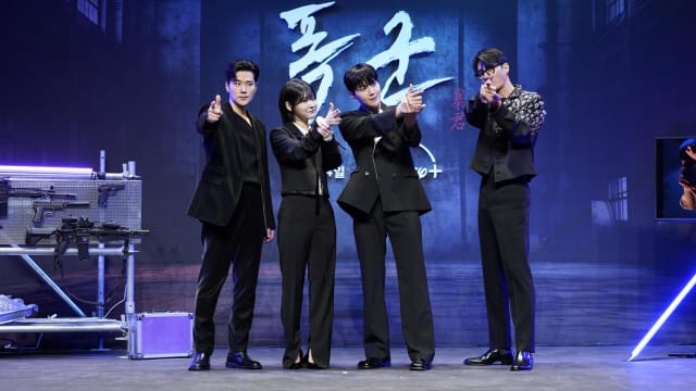 赵允秀担纲女主泪洒路边　金宣虎没得打不失望