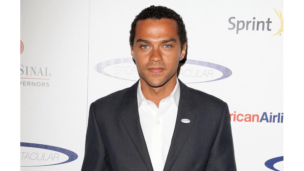 Jesse Williams 'is dating Taylor Rooks' - 8days