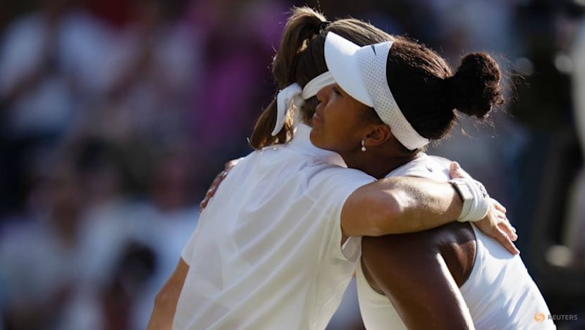 Muchova downs Osaka to set up Gauff semi