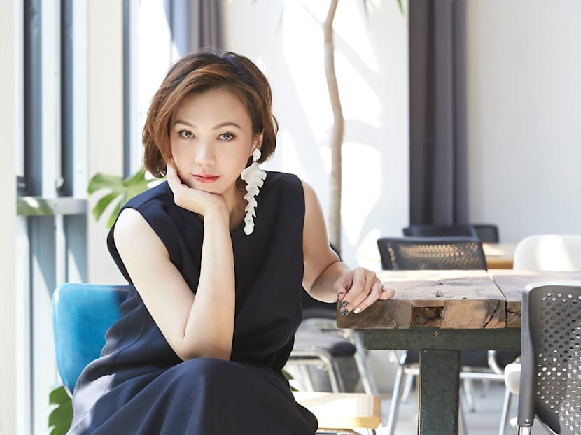 Kit Chan Says She Is “Ready To Date” Now And Tells Us Whether She, JJ & Stef Have A WhatsApp Group Chat
