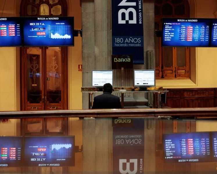 Global markets surge as Iran says Strait of Hormuz open during ceasefire