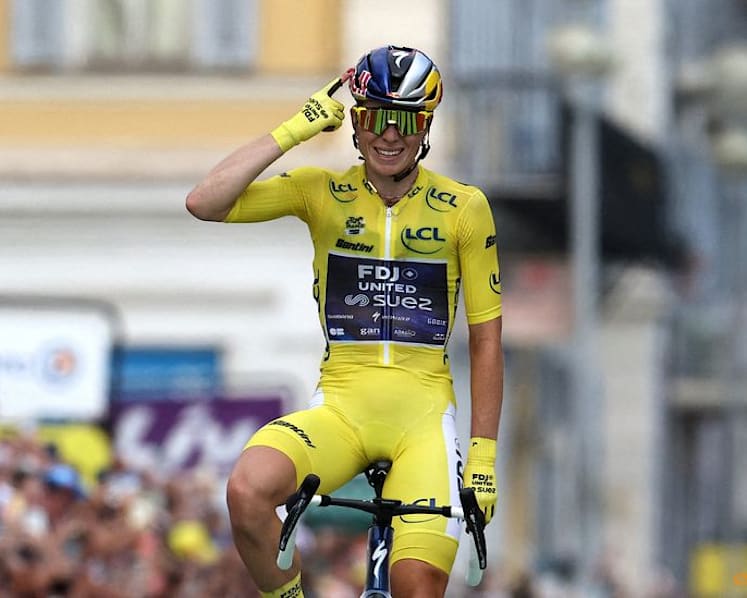 Vollering seals second Tour de France Femmes title