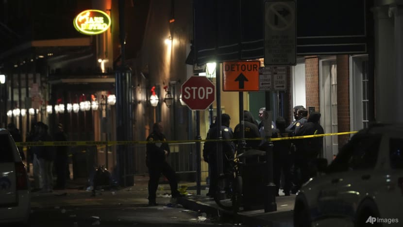 new_orleans_car_into_crowd_54231.jpg