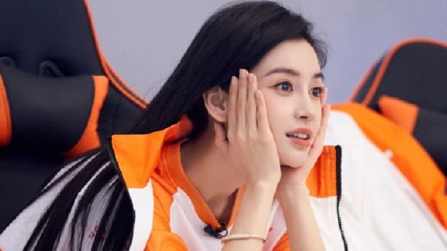 Angelababy让你看了！比基尼展现火辣身材