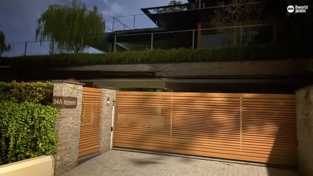 警方重返苏宝林洋房拖走六名车 邻居：他们花钱如流水