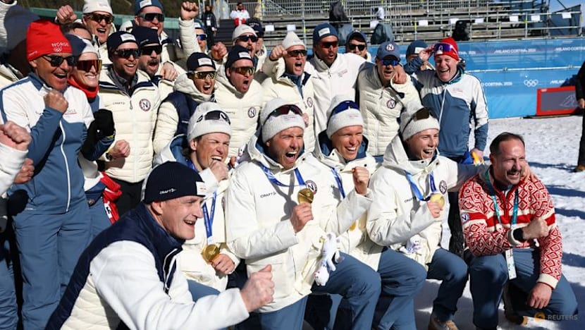 Crosscountry-Klaebo leads Norway to relay win for record ninth gold
