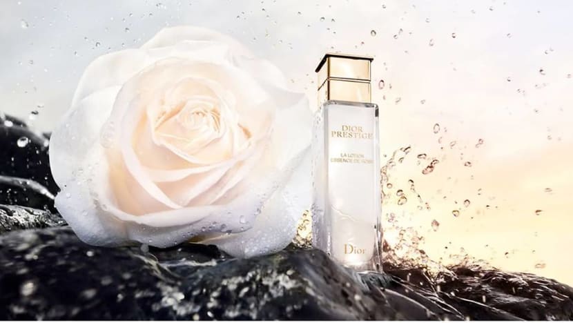 Why are floral extracts more beneficial for your skin than lab-grown ingredients? Why are floral extracts more beneficial for your skin than lab-grown ingredients?