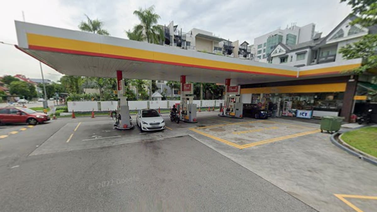 Full-time police national serviceman found with self-inflicted gunshot wound to the neck at Pasir Panjang Road