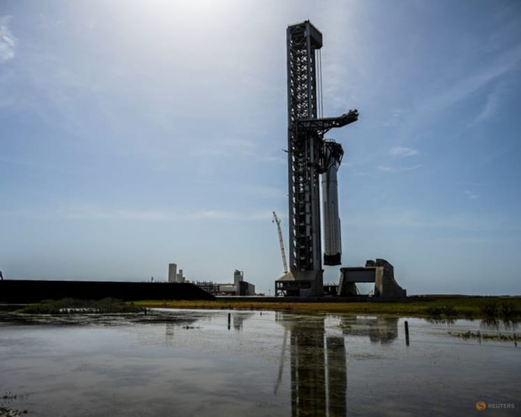SpaceX targets next week for another Starship launch attempt as shares slide on abort