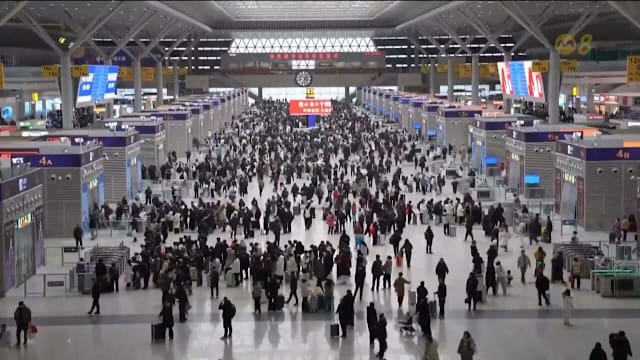 中国春运启动一周以来 人员流动量超14亿人次