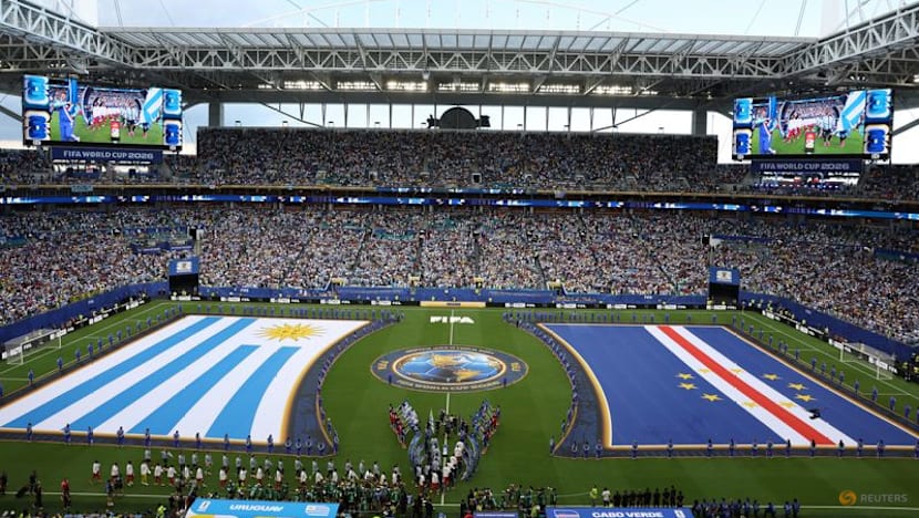 World Cup passion trumps Miami heat for Uruguay and Cape Verde fans
