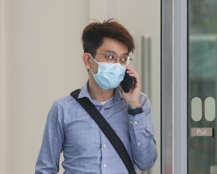2 weeks' jail for alleged vape seller who closed car window on undercover HSA officer's hand and drove off