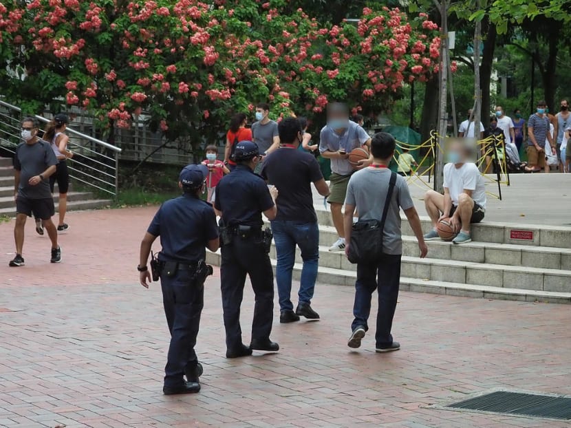 6 foreigners in Robertson Quay gatherings among 140 whose work passes were revoked for flouting Covid-19 measures