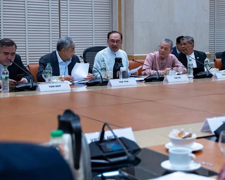 Trump tariffs: Anwar says no recession expected for Malaysia, ASEAN to coordinate united trade response