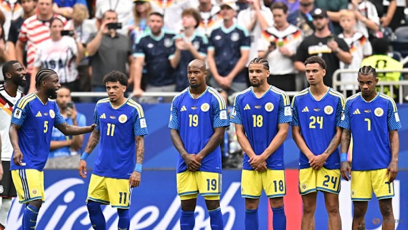 Curacao can still enjoy beautiful World Cup, says Advocaat