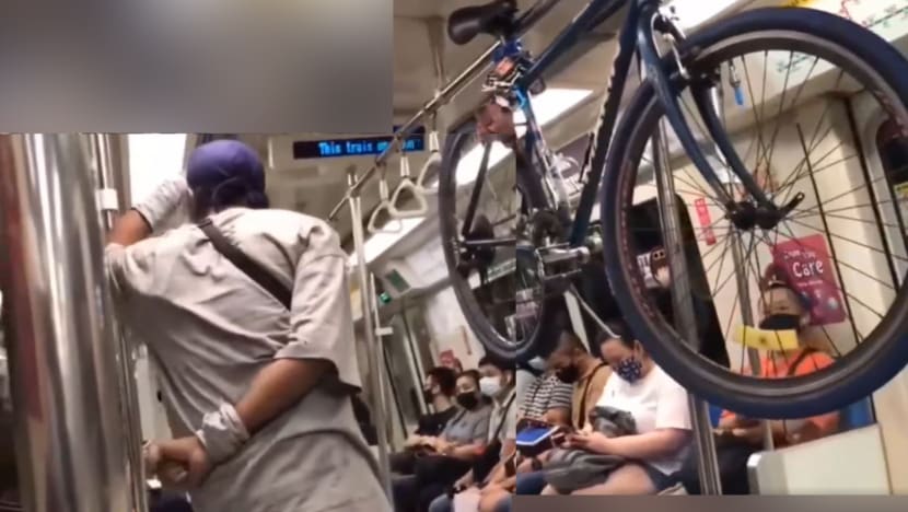 SMRT files police report against ‘uncooperative’ man who defied staff, forced his way on train with non-foldable bicycle