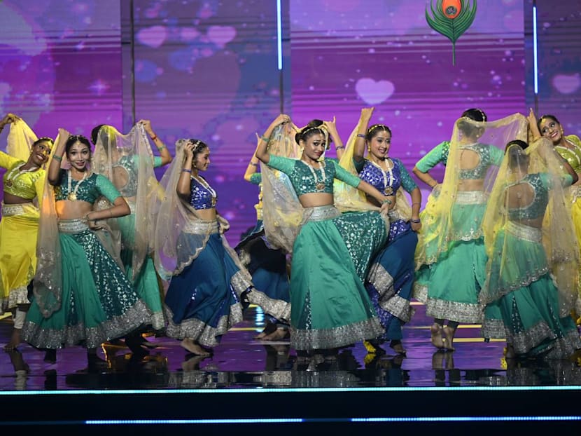 Mediacorp's Amarkala Deepavali countdown show returns on Oct 19, Vasantham to air blockbusters across 5 days