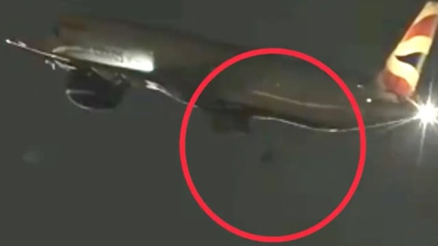 英航客机开始爬升 右侧起落架轮胎突脱落