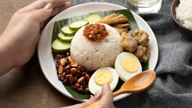 太好吃，也……太不健康？Nasi Lemak这样吃，让你放一百个心！