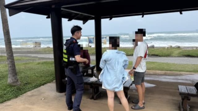 俄强震引海啸警报 台湾民众观浪不退市府紧急劝离