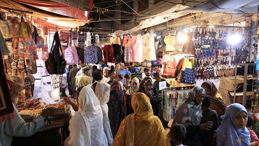 Millions in Pakistan feel the pinch as food costs soar at Ramadan markets