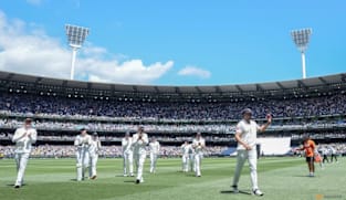 Former players slam 'unfair' MCG pitch as wickets tumble in fourth Ashes test