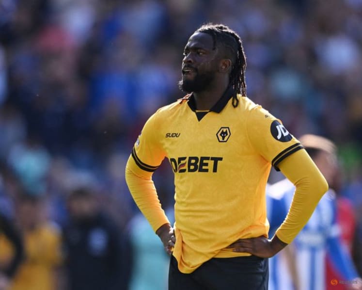 Nigerian Arokodare moves on loan from Wolves to Ajax