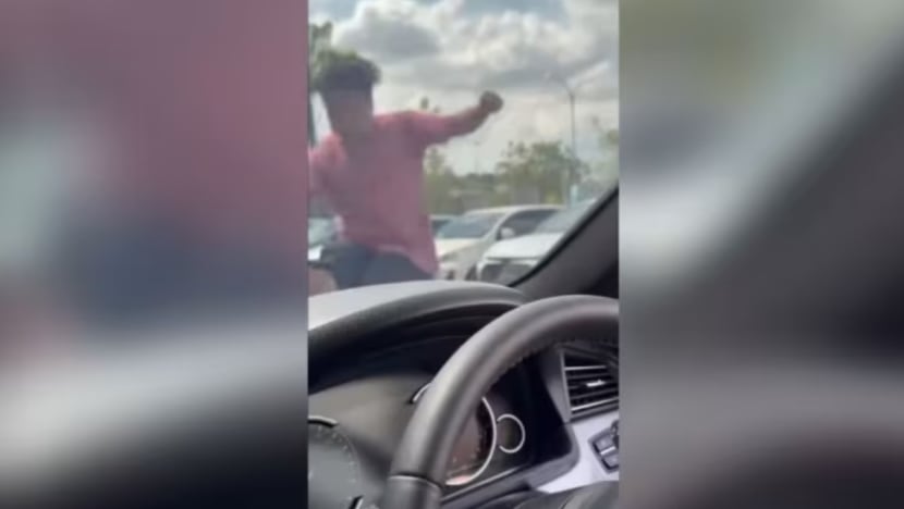 Lelaki SG didenda RM9,100 terkait insiden keganasan jalan raya di Johor