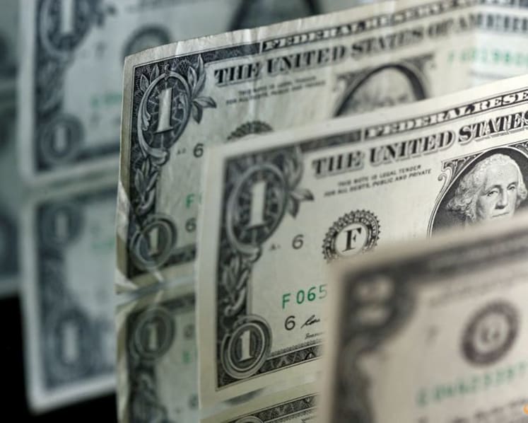 Dollar holds modest gains as Middle East conflict uncertainty persists