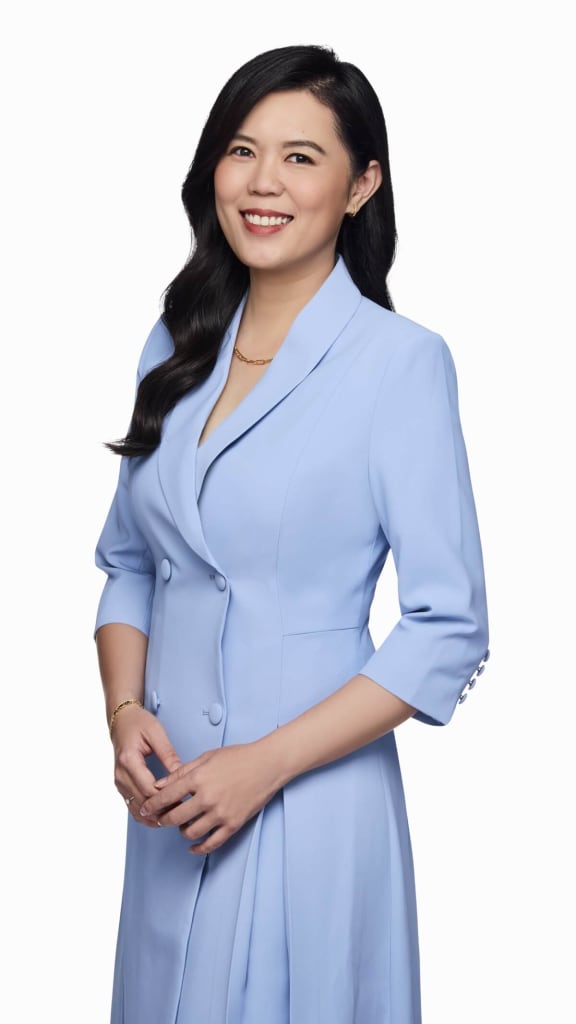 Evelyn Lam Evelyn Lam
