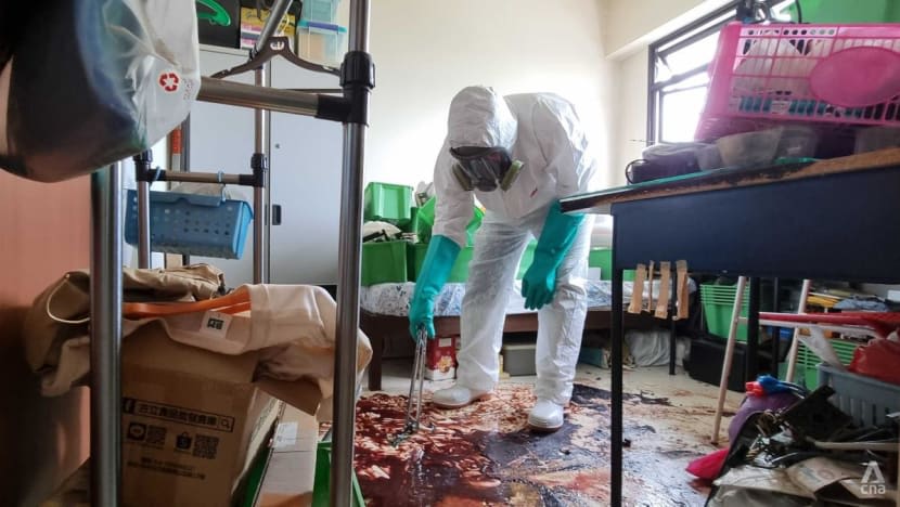 Lelaki ini pikul tanggungjawab bersihkan tempat tinggal individu yang meninggal dunia seorang diri