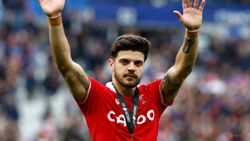 Le Garrec and Ntamack pair up for France against South Africa