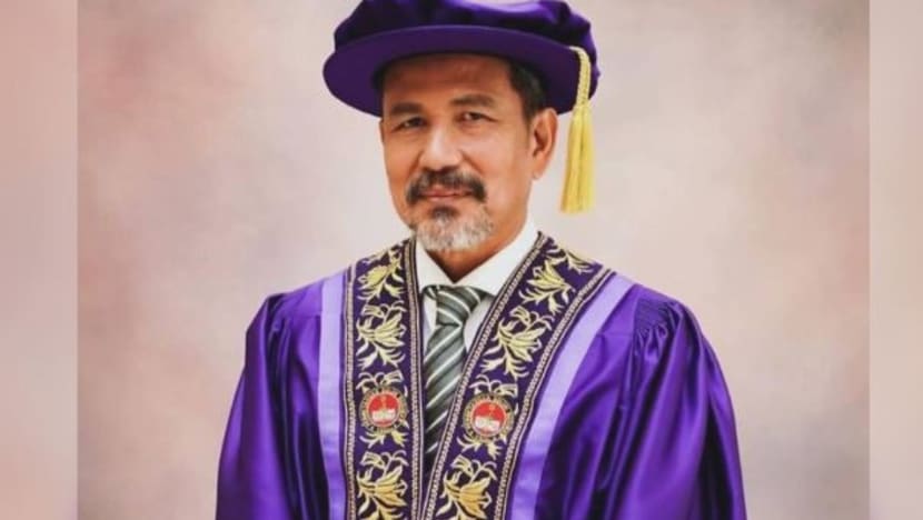 M Nasir dianugerahkan Ijazah Kehormat Doktor Persembahan M Nasir dianugerahkan Ijazah Kehormat Doktor Persembahan