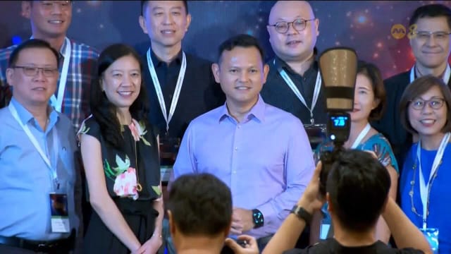明年起 初入职场的年轻人可获行业专家的职业指导