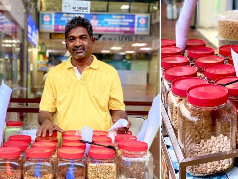 Landlord Offers 6 Months Rent-Free To Kacang Puteh Seller Who Closed His Stall Due To Poor Biz