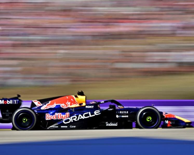 Verstappen commits to Red Bull until end of 2030