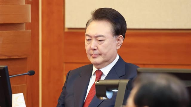民调：52%韩国人支持宪院裁定尹锡悦弹劾案成立