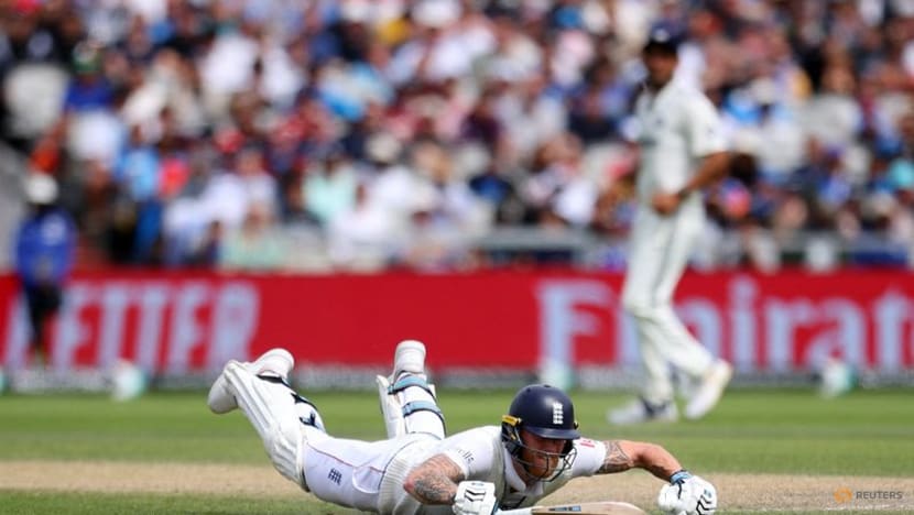 Gill and Rahul steady India after early wobble to frustrate England