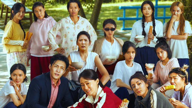 周星驰《功夫女足》中国上映，主持人看完犀利评：好难看